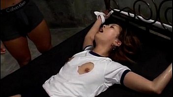 Sayaka Hagiwara licks cock and gets cum on mouth after drilling